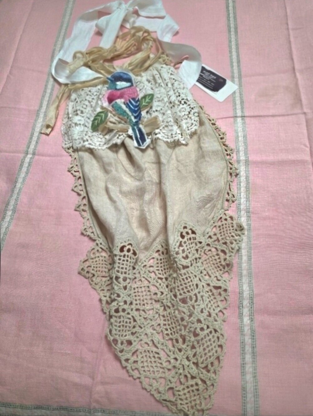 OVERLAY JABOT🩷ONE PIECE NWT🩷MOSSIE ANNA ARTISAN DESIGN🩷 VINTAGE